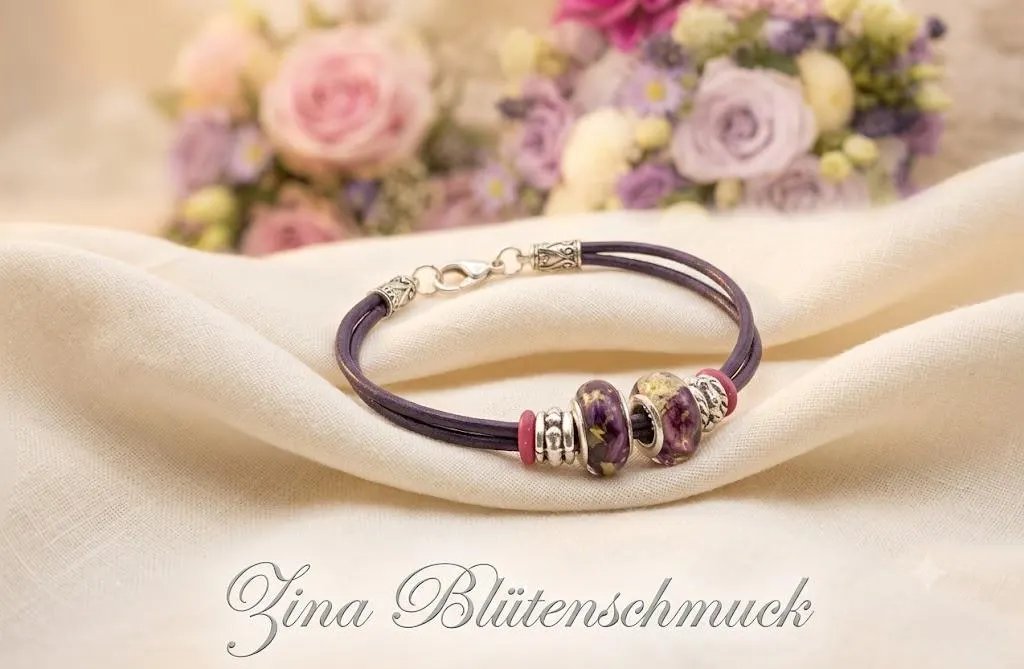 Lederarmband mit 2 Perlen