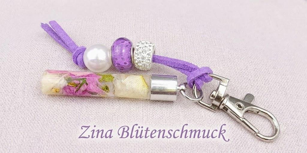 Röhrchen Maja Anhänger gefüllt mit den Blüten von deinem Brautstrauß